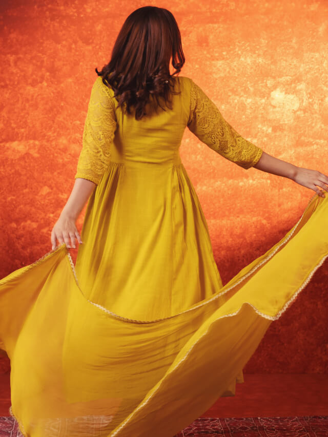 Bouquet Sculpt Suit with dupatta