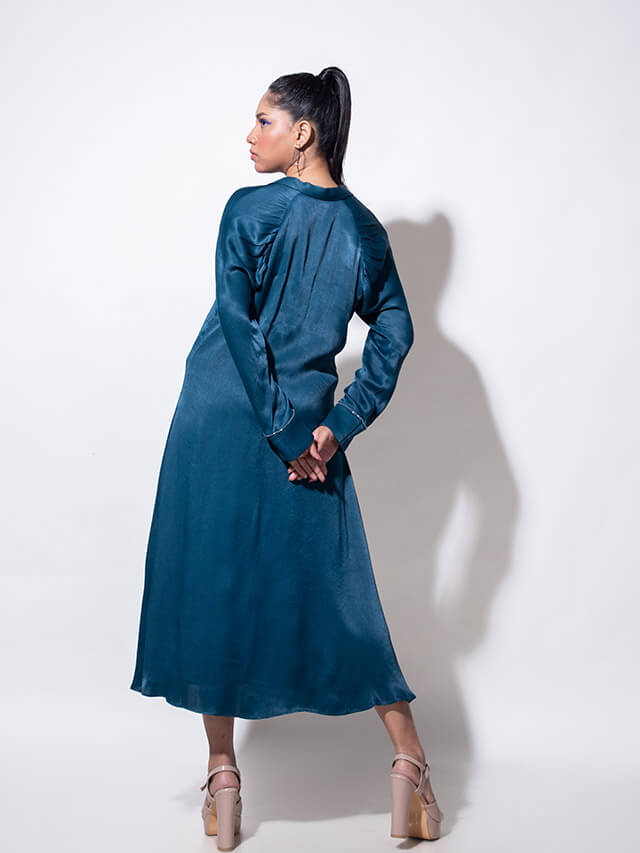 Balloon Raglan Sleeve Dress with Placement Embroidery