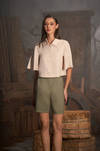 Ambar Top – A Tribute to Effortless Elegance