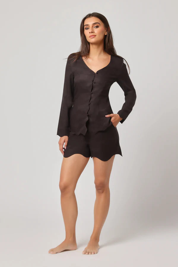 Arz – Strength and Sophistication in Linen