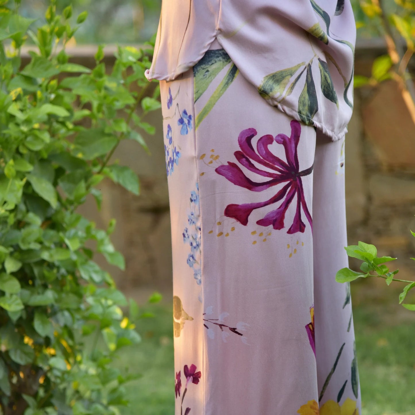 Clara Pants - Onion Pink Floral Printed Pants