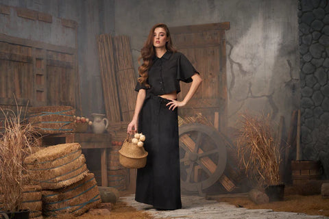 Kahaani Skirt – A Tale of Timeless Elegance