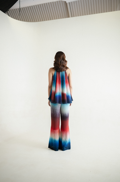 12 Kali Sleeveless Top With Embroidery and Stole