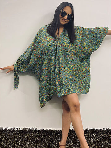 Oversized sleeve tie top