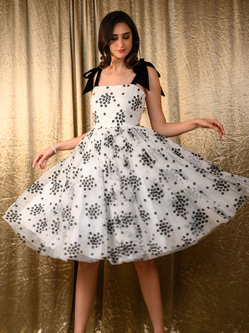Princess cut dress with velvet bow ties on shoulder