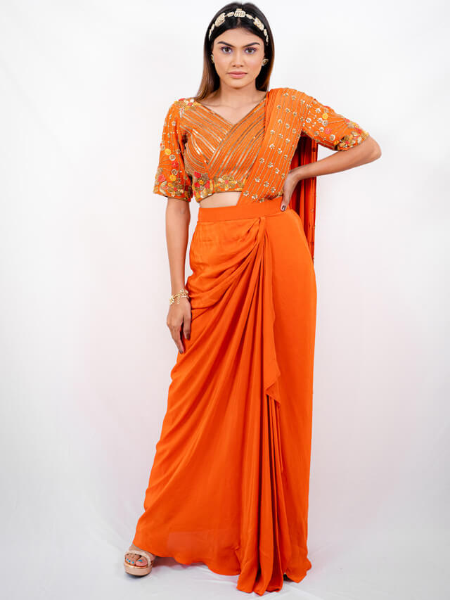 Pre drapped saree & buckle blouse