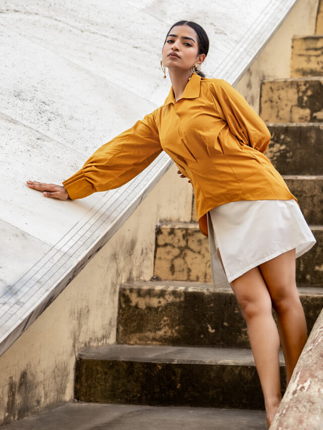 Sleeves Pleated Shirt