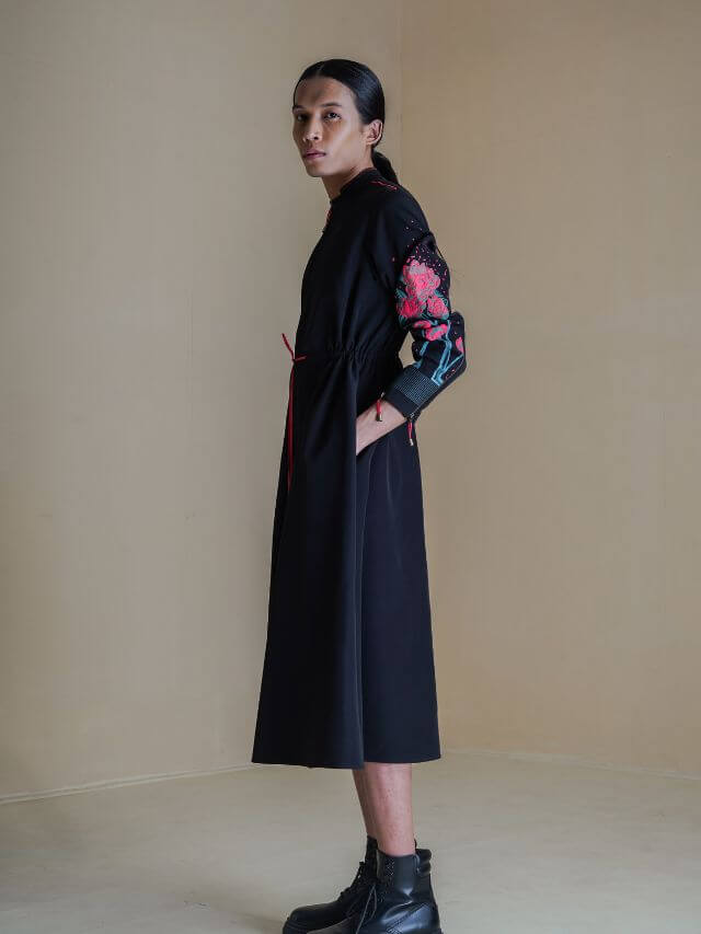 Black and Red Long Florak Dress With Floral Printed Sleeves
