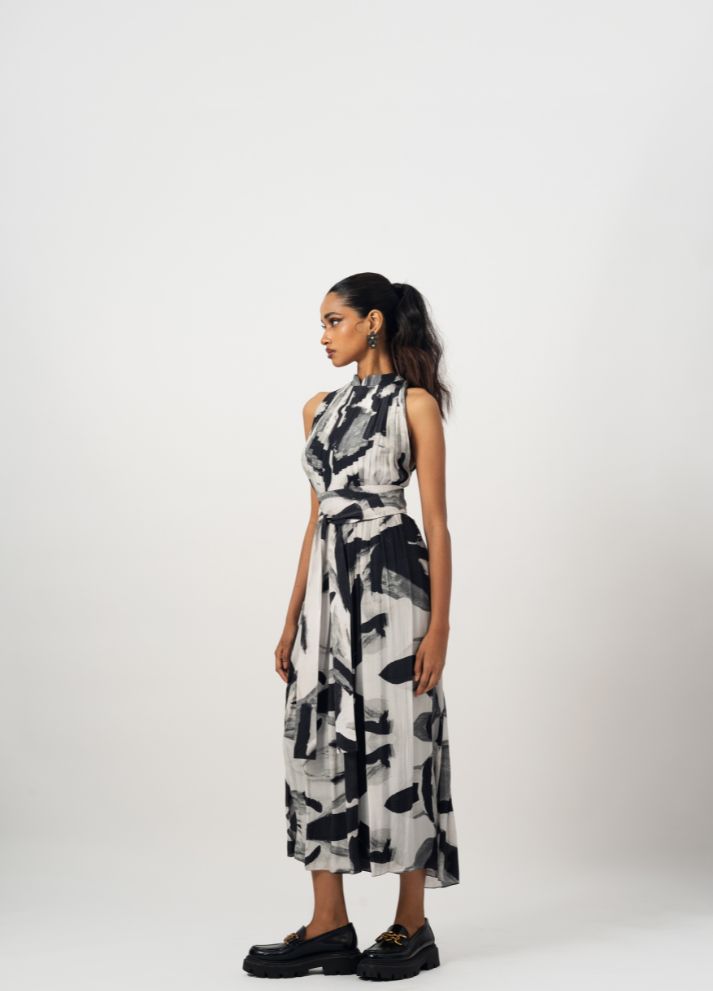 Pleated Dress Sleeveless