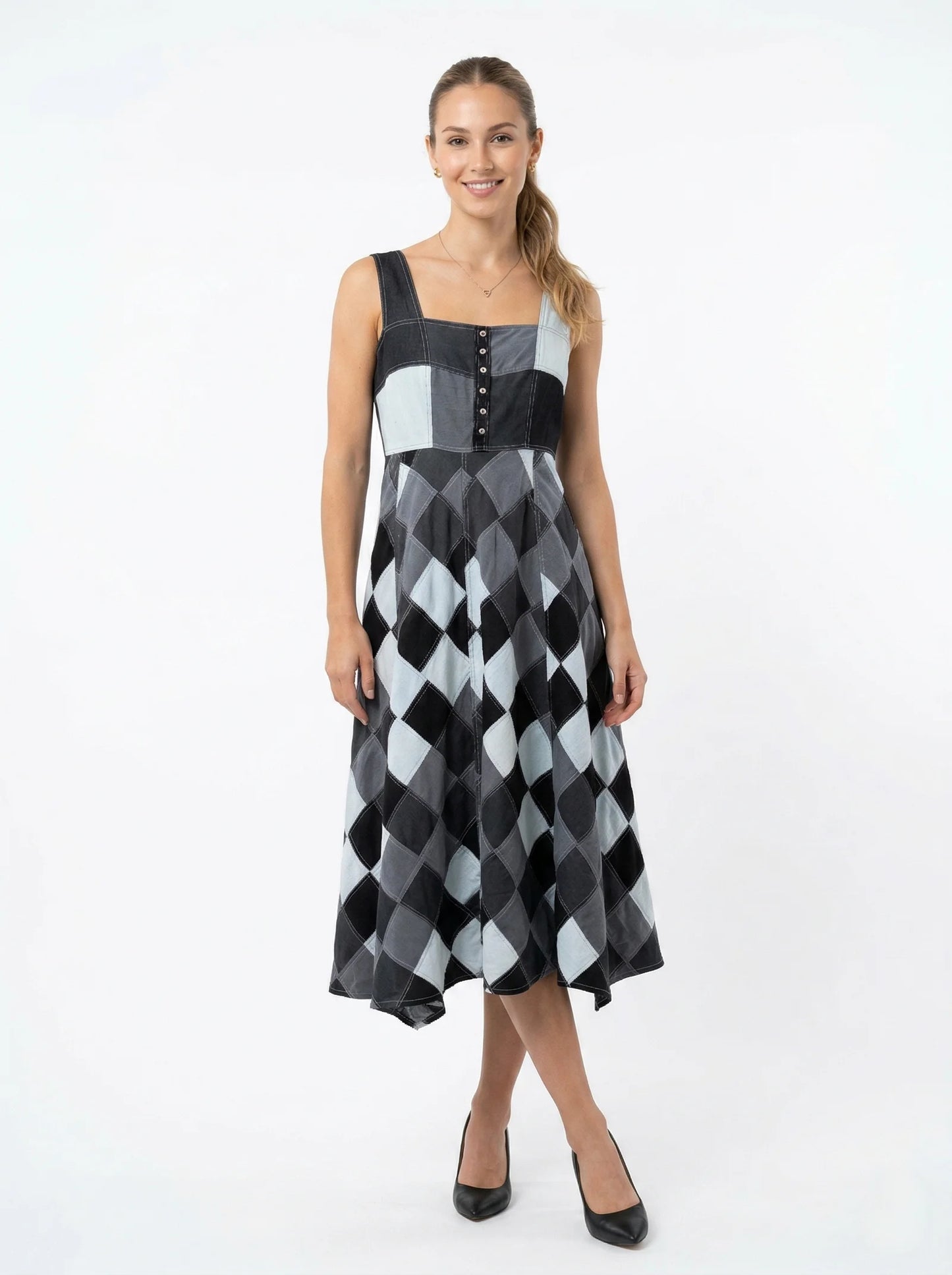 Black & White Sleeveless Dress
