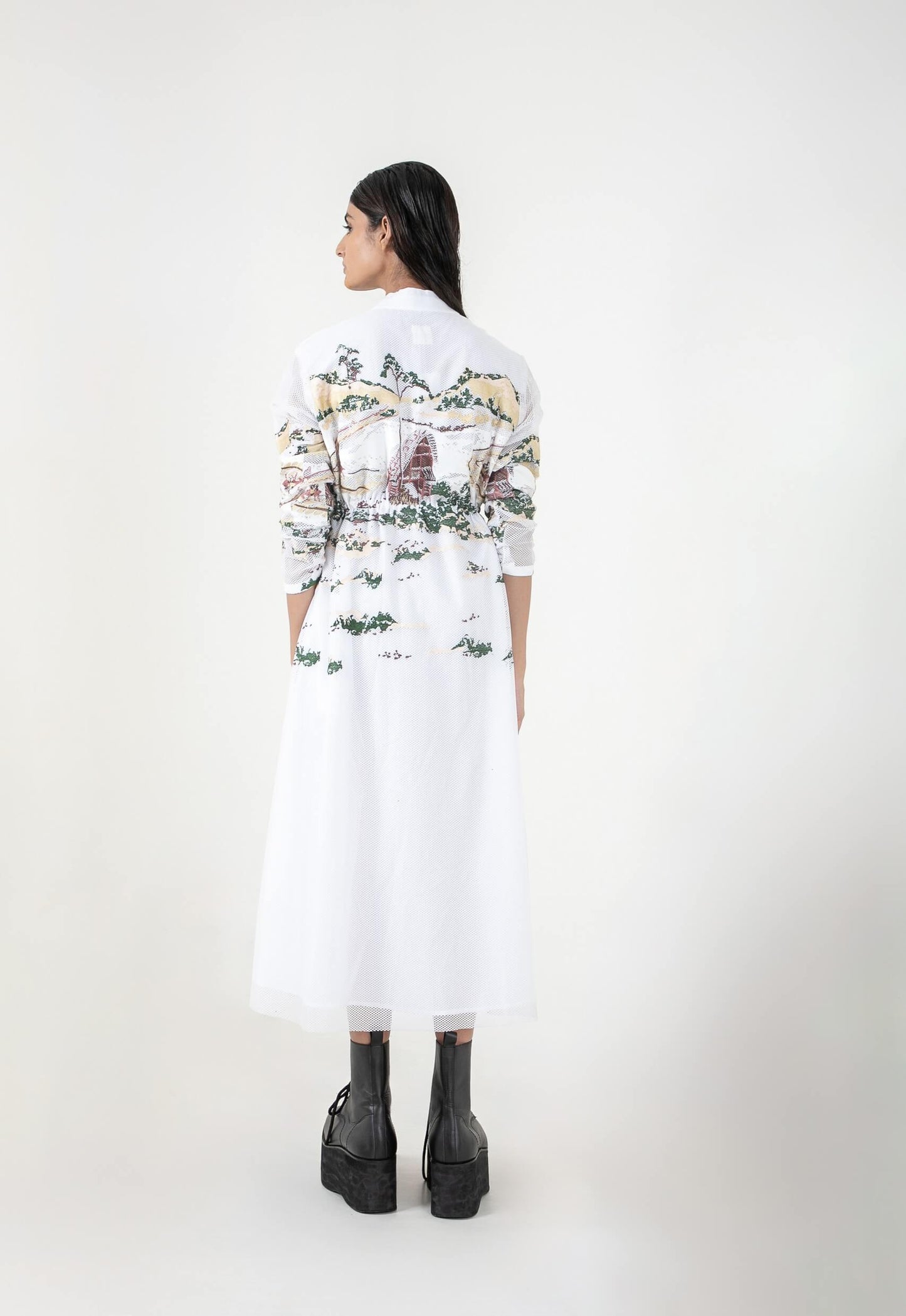 Crest embroidered long dress