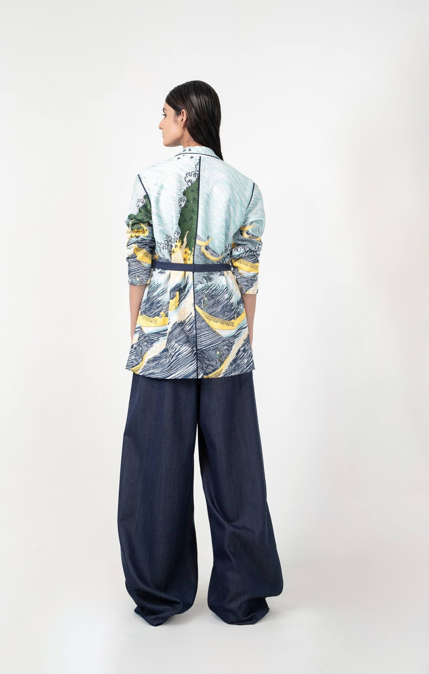 Edo wave embroidered coat set