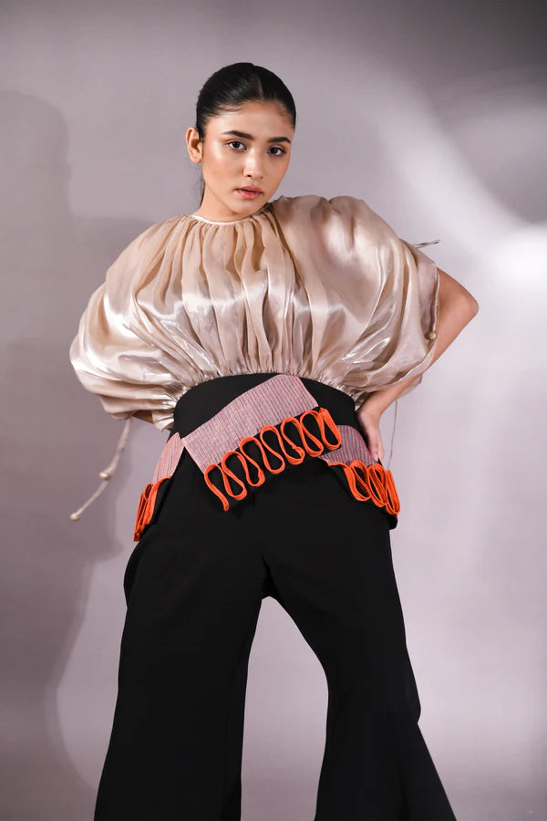 Interlude top