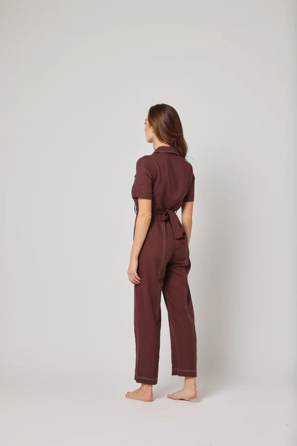 Noor jumpsuit – Effortless Utility with a Touch of Elegance