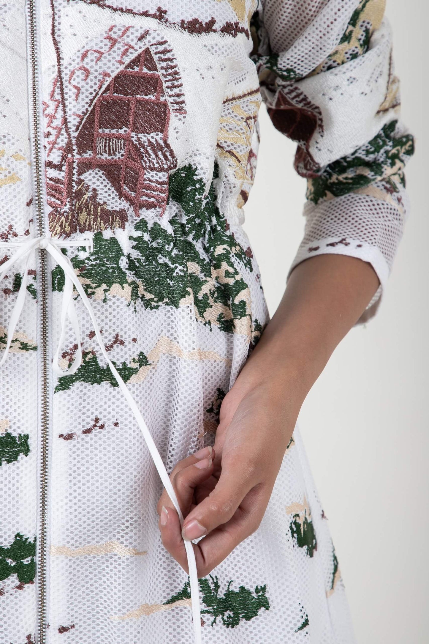 Crest embroidered long dress