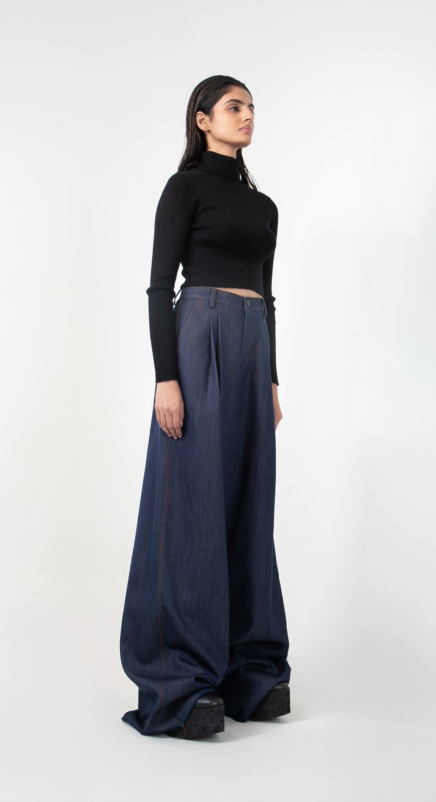 Indigo Wavecrafts Pleated Straight Fit  Denims