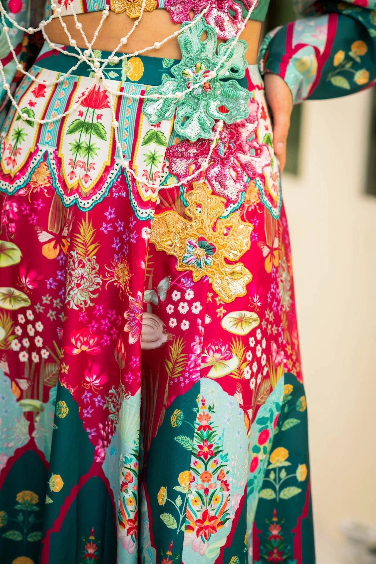 Embroidered Fusion Set