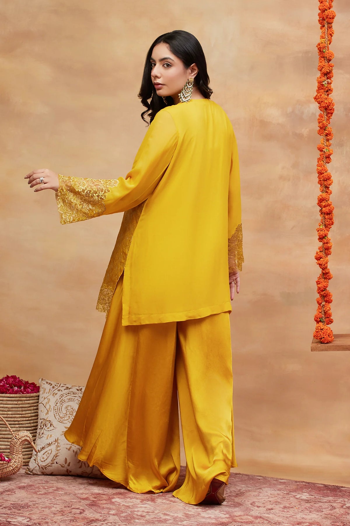 Ahilya Kanak Hand Embroidered Banarasi Dhoti Set