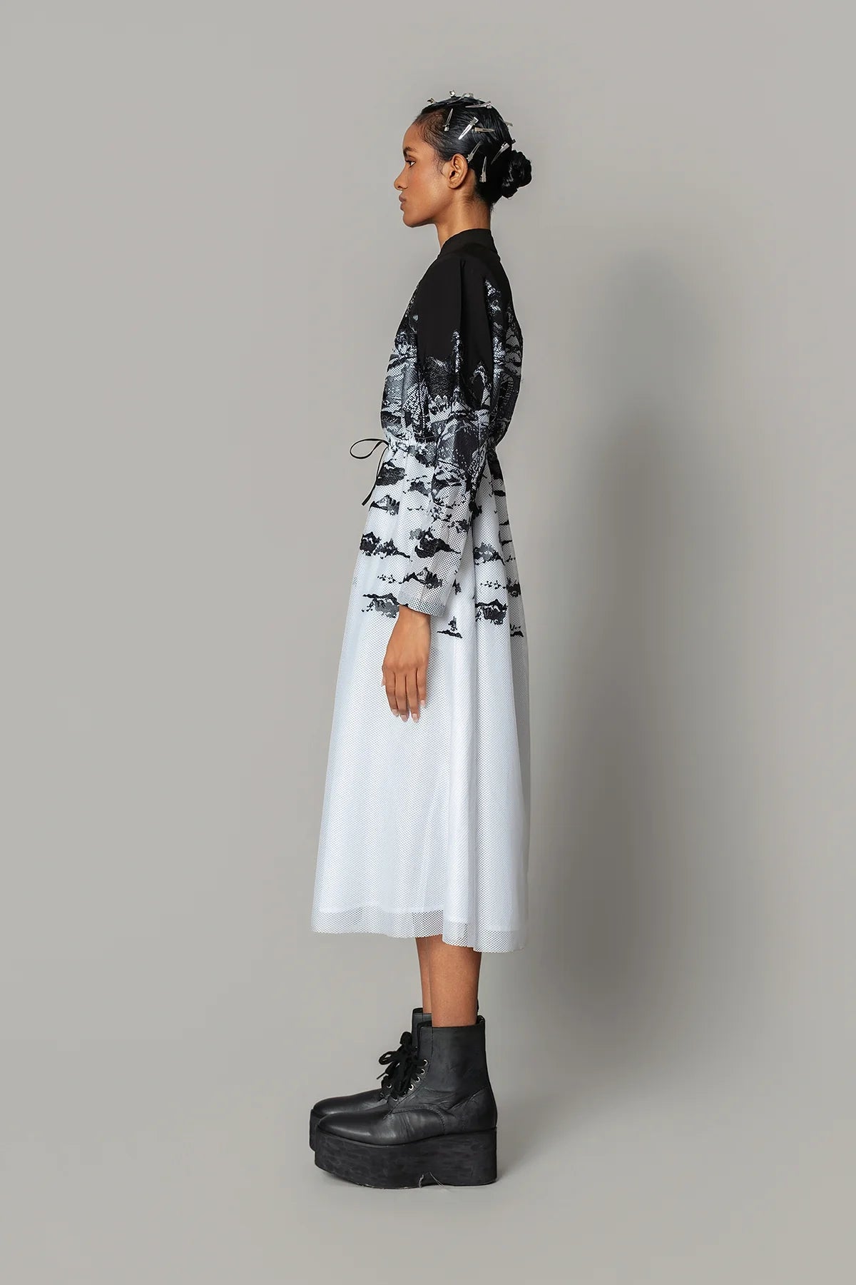 B&W Hokusai Embroidered Long Dress