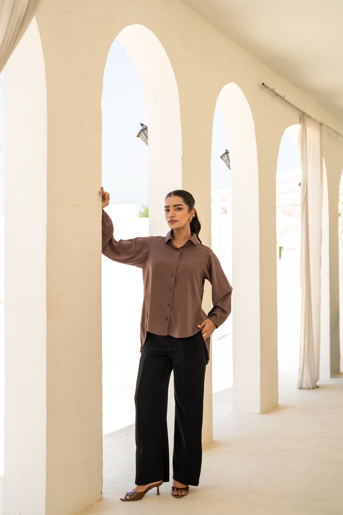 The Pleat Back Hi-lo Shirt