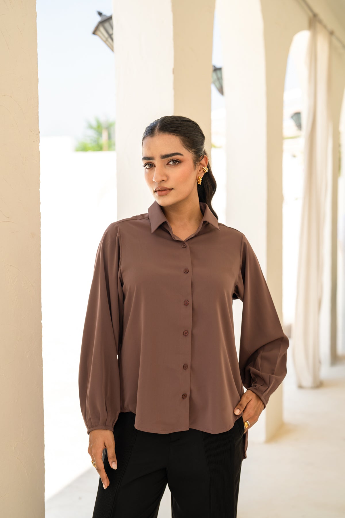 The Pleat Back Hi-lo Shirt