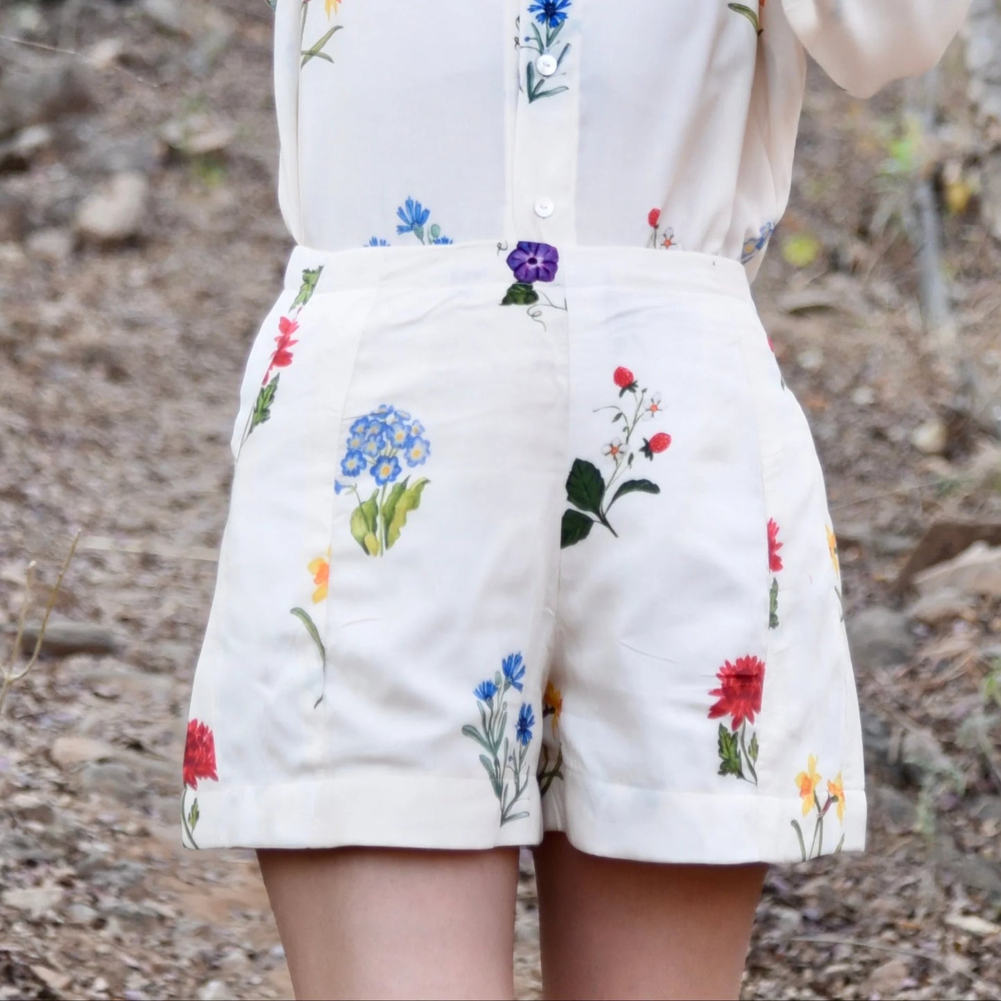 Cyani Shorts