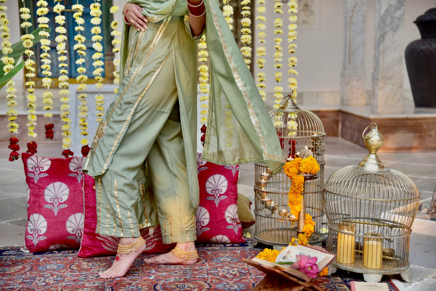 Angoori Set - Green Kurta Set with Gota Detailing