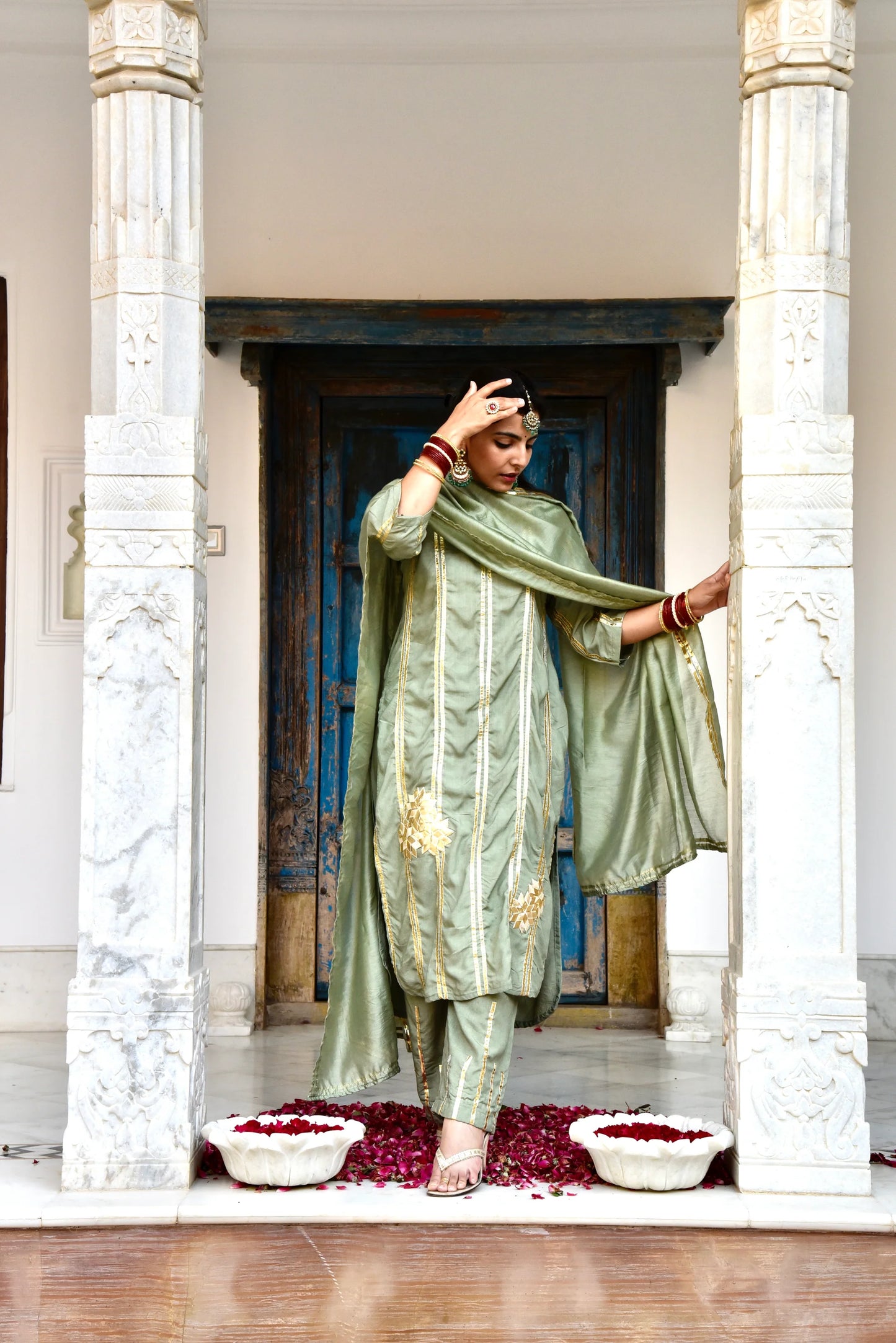 Angoori Set - Green Kurta Set with Gota Detailing