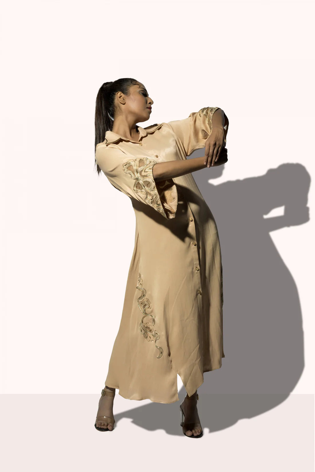 Crawl Motif Embroidered Trapeze Dress