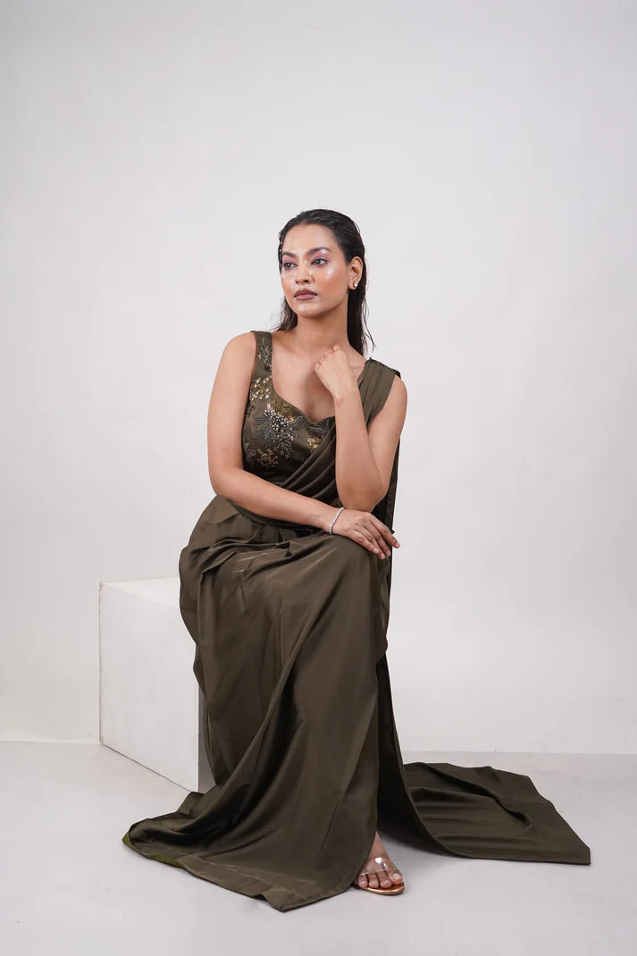 Earth Luxe