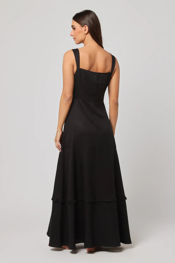 Husn – Elegance Woven in Mystery