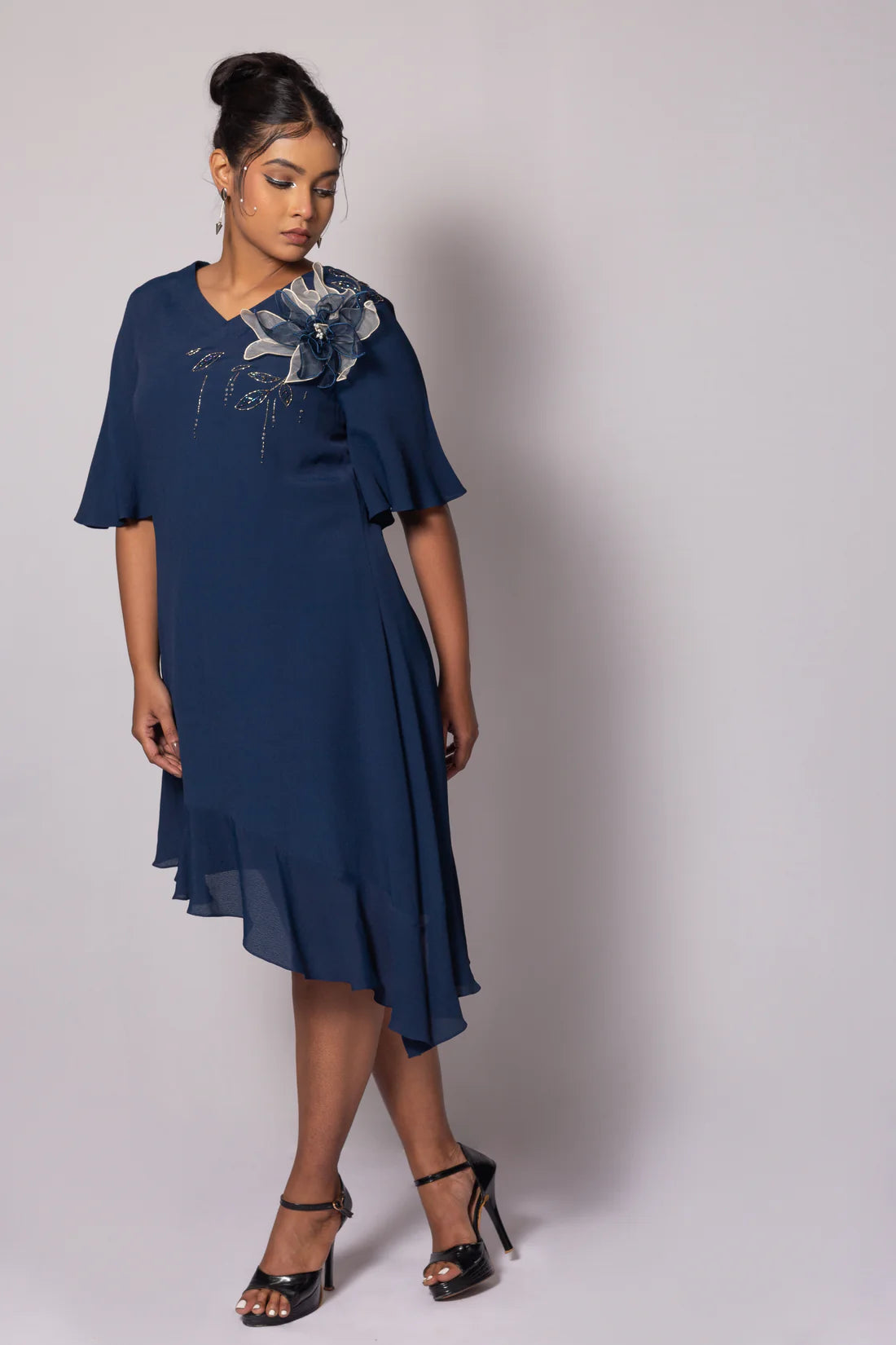 Floral Edge midi dress