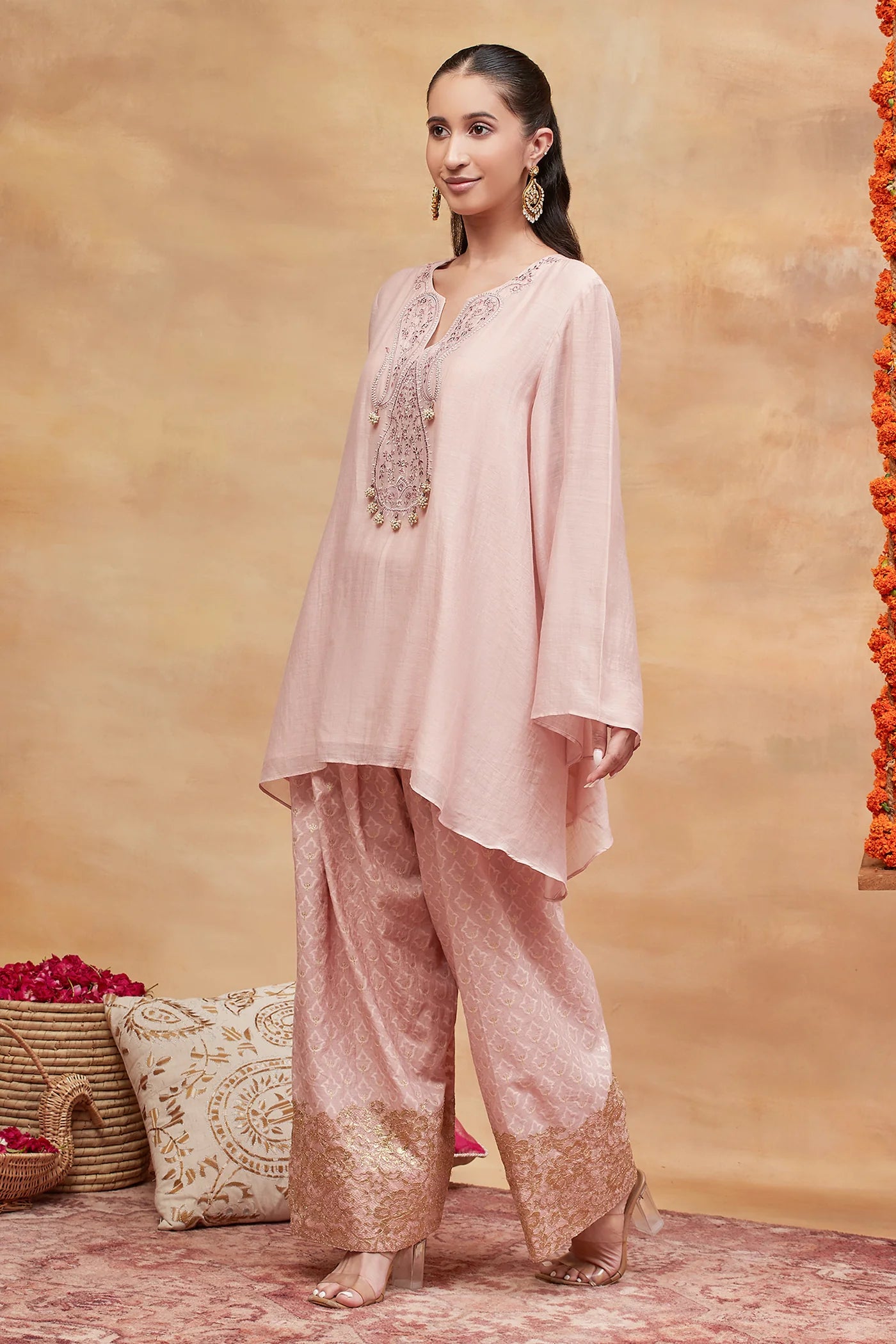 Kedar Kamal Hand Embroidered Banarasi Farshi Set