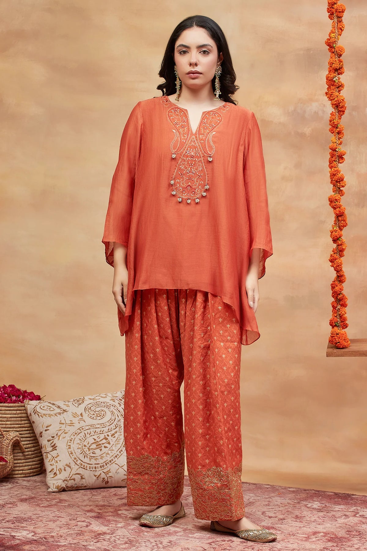 Kedar Sindoor Hand Embroidered Banarasi Farshi Set
