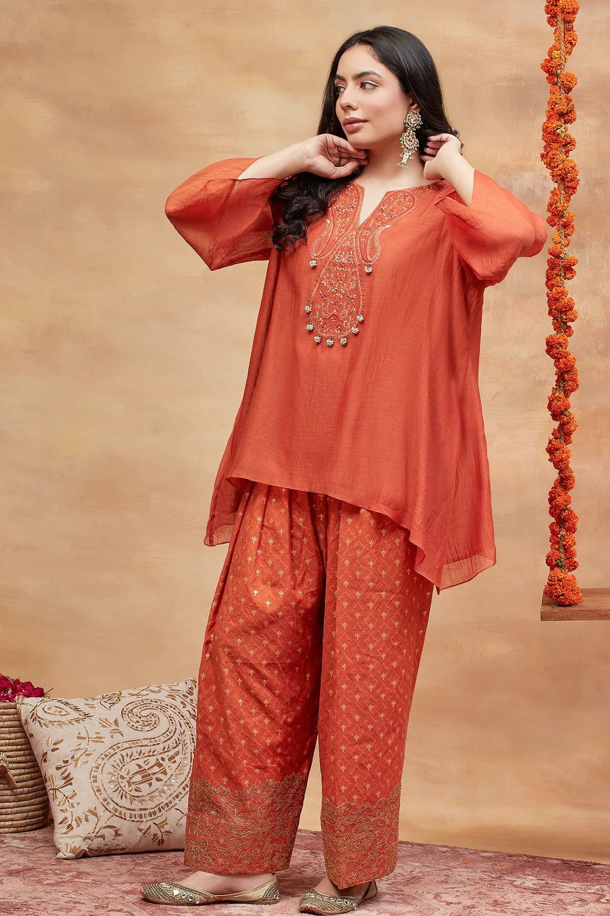 Kedar Sindoor Hand Embroidered Banarasi Farshi Set