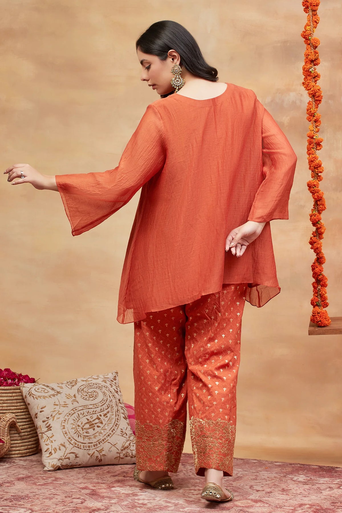 Kedar Sindoor Hand Embroidered Banarasi Farshi Set