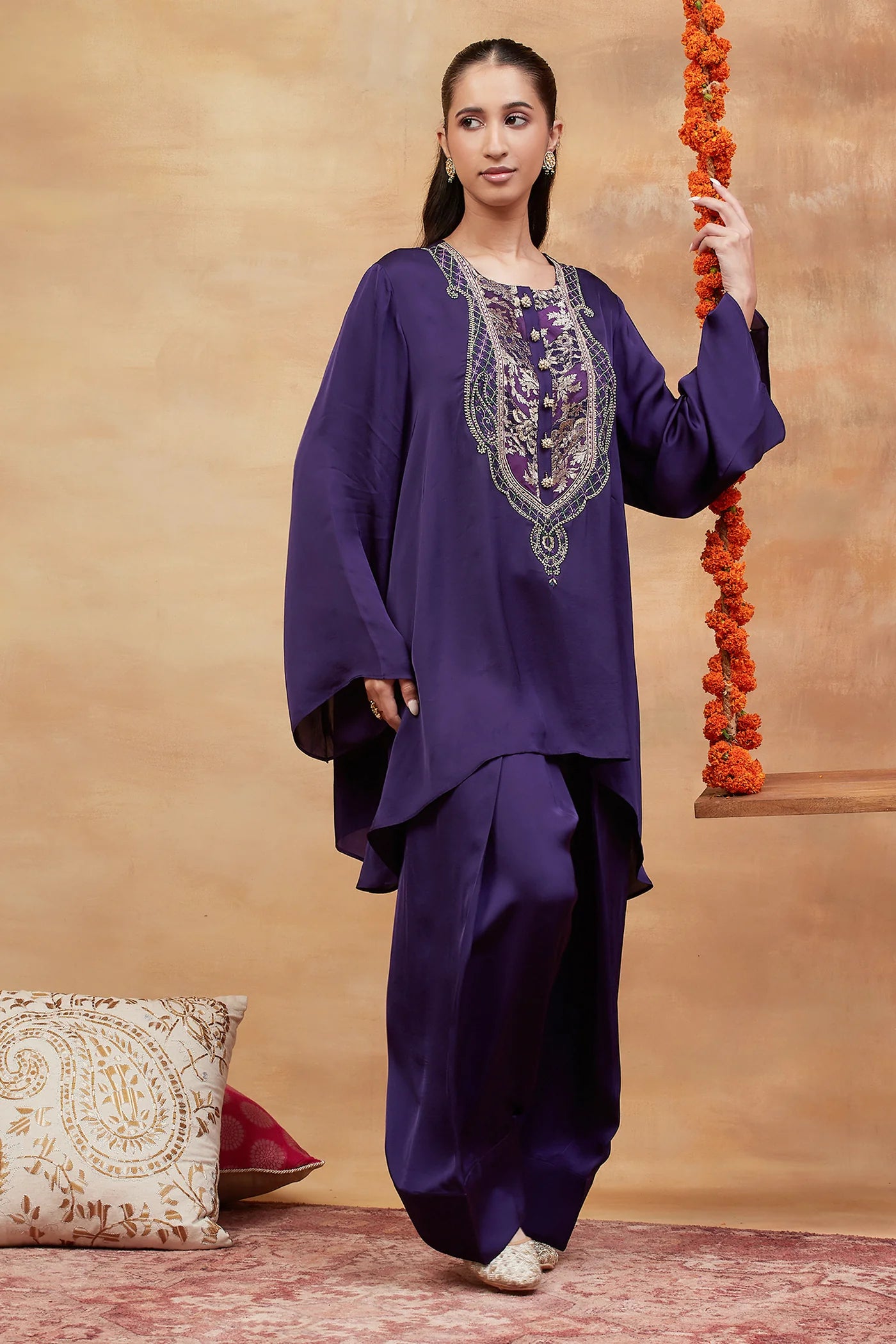 Meer Jamuni Hand Embroidered Banarasi Farshi Set