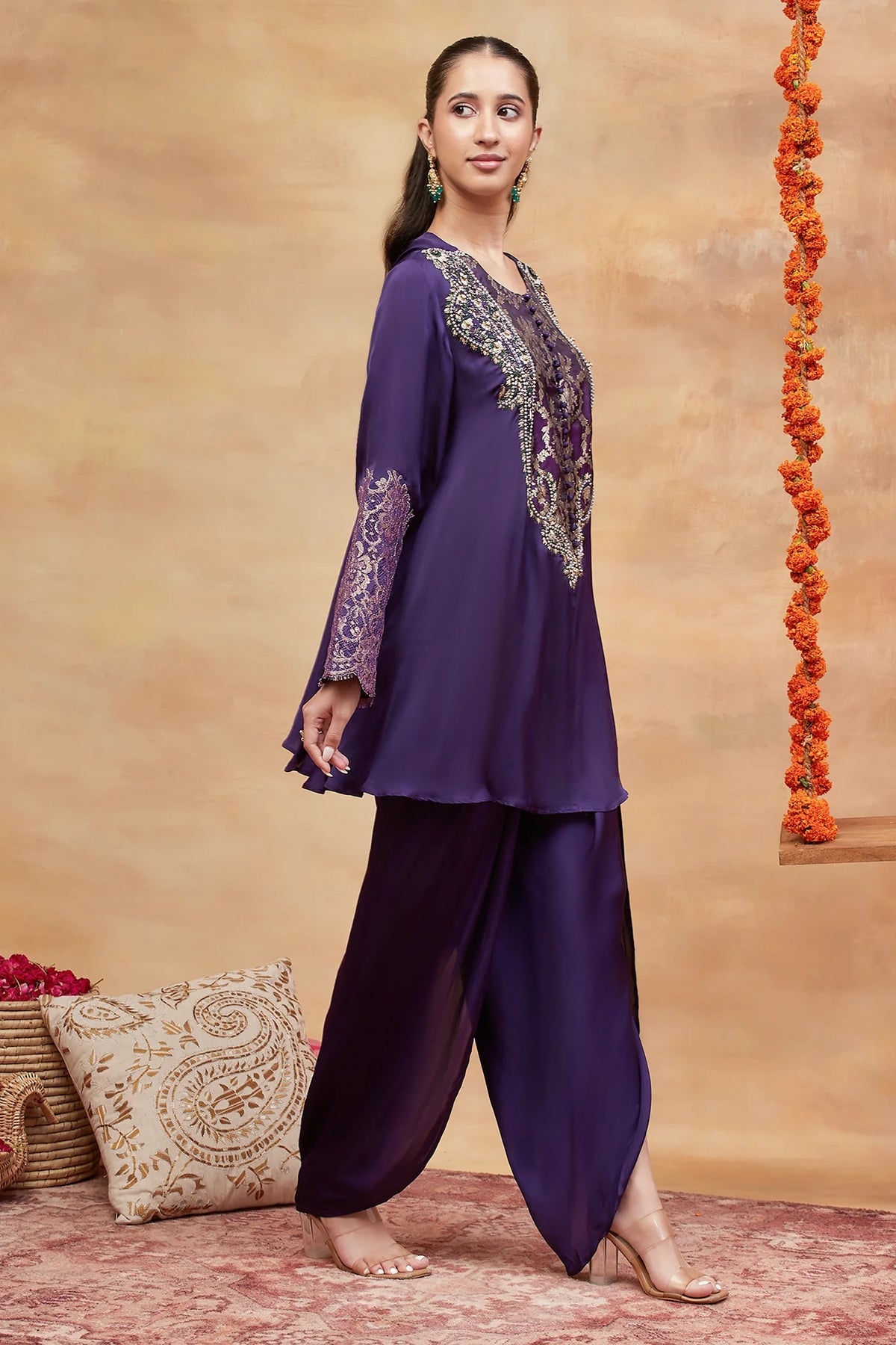 Rewa Jamuni Hand Embroidered Banarasi Dhoti set