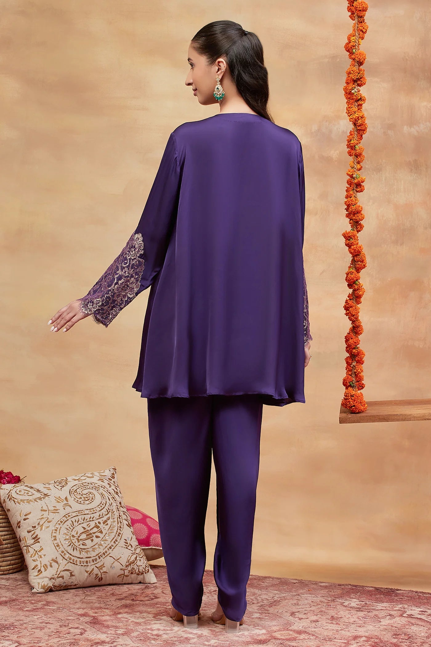 Rewa Jamuni Hand Embroidered Banarasi Dhoti set