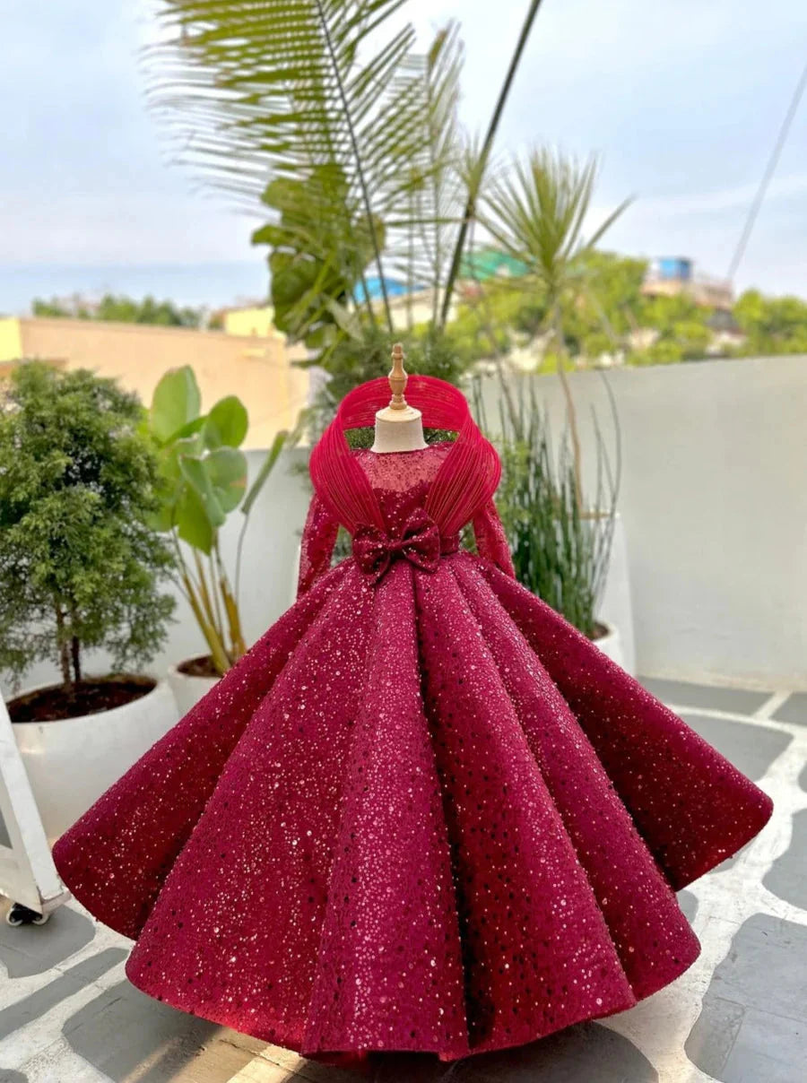 Ring Scallop Dress