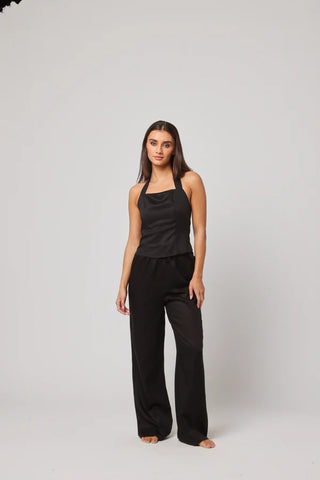 SAANJ Top – The Art of Effortless Sophistication