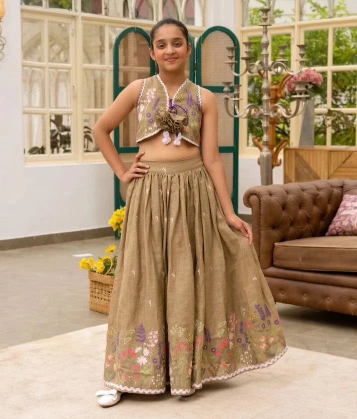 Earthy Linen Bloom Set