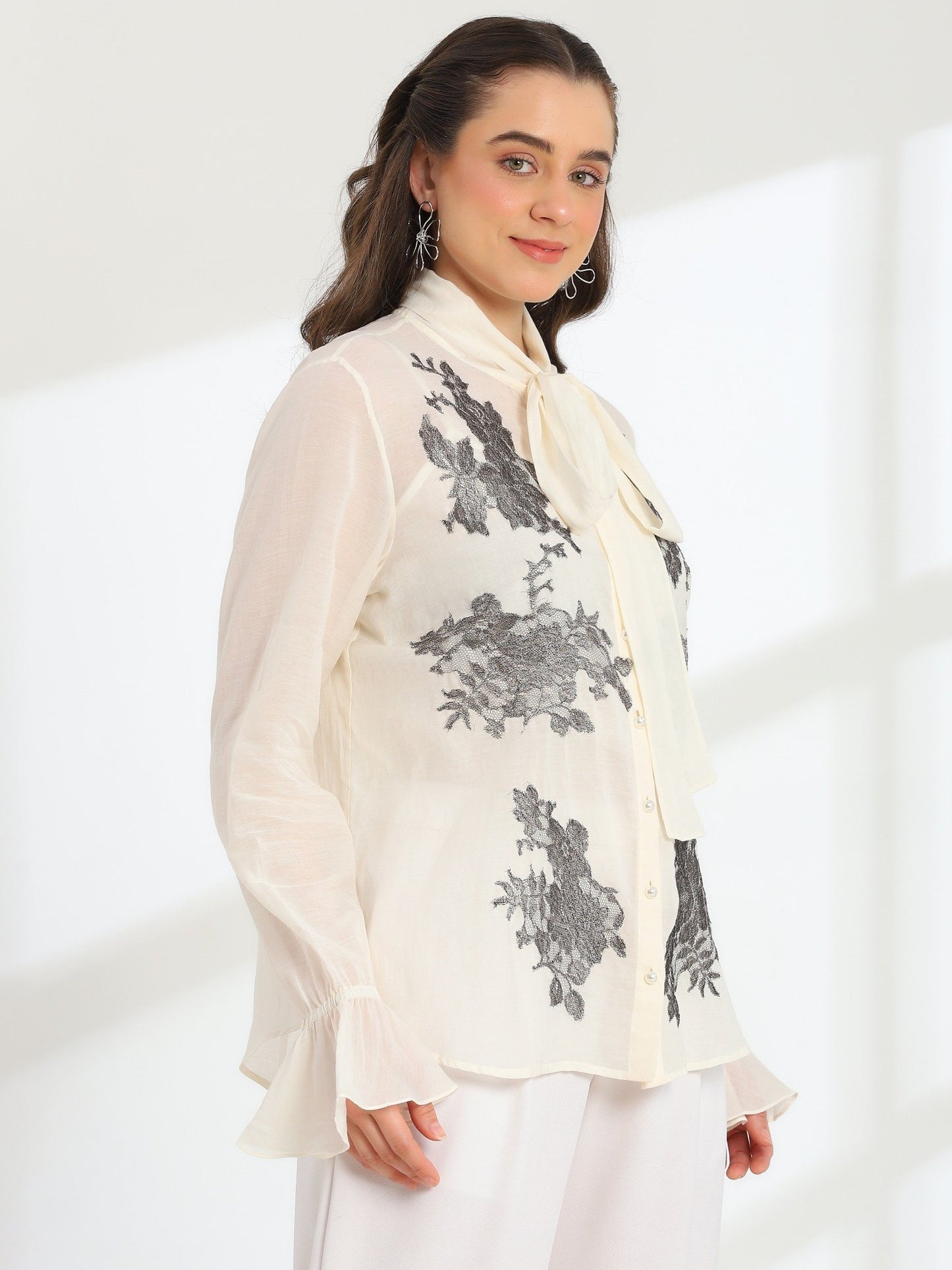 Solaire Ivory Spring Metalic Mul Cotton Top