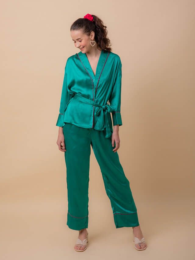 1673604647Luxe-satin-Emerald-Robe-set-with-contrast-piping-front-2-(1).jpg